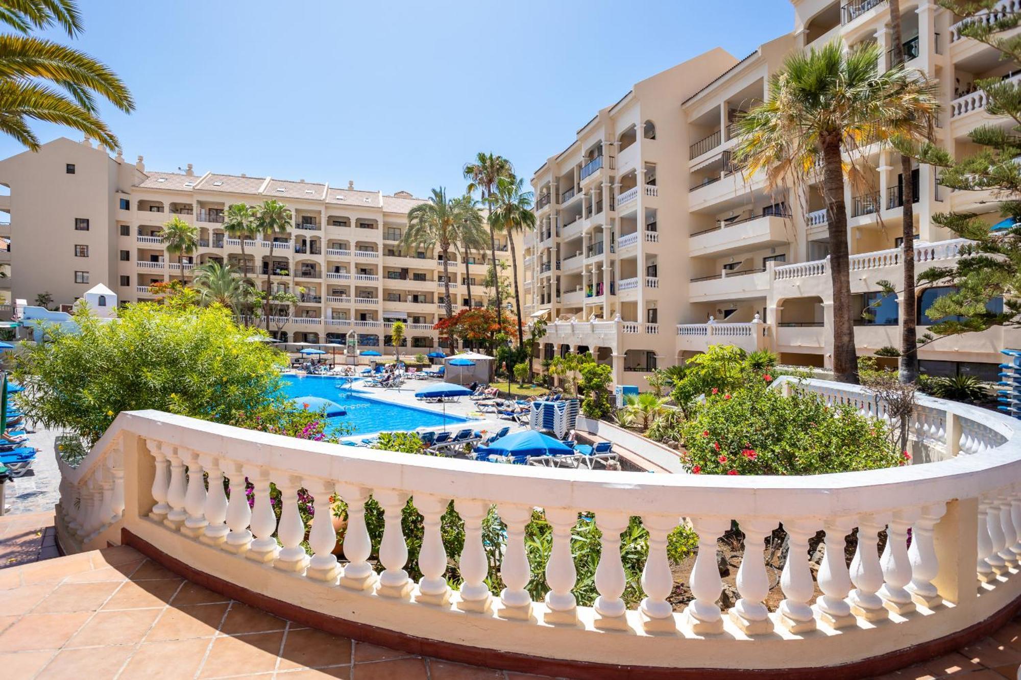 Castle Harbour Holiday Home Heated Pool Views By Lovetenerife Los Cristianos  Εξωτερικό φωτογραφία